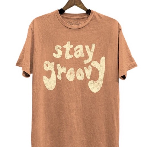 Lotus Fashion Los Angeles Stay Groovy Small Mineral Wash Short Sleeve Top - Picture 3 of 4